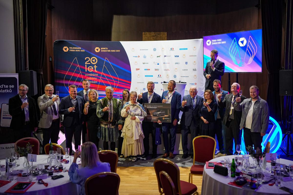 DEVINN a Memory Crystal bodují v soutěži Firma roku. Obě firmy prošly naším PlatInnem